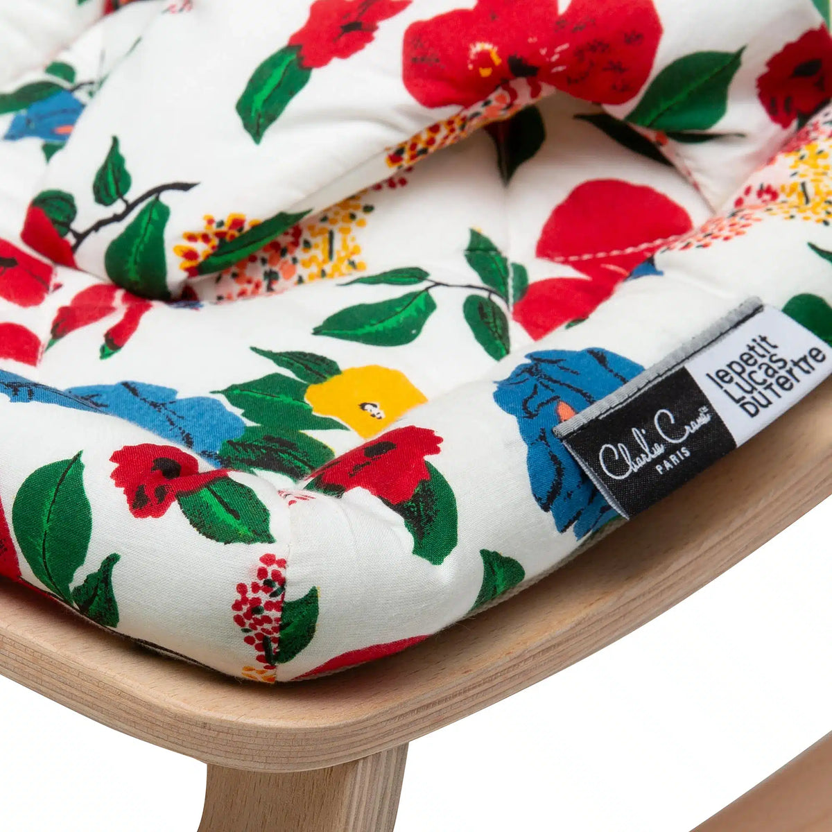 LEVO DOLL HIBISCUS